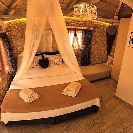 Otel Usta X Cirak Butik Ciftlikkoyu